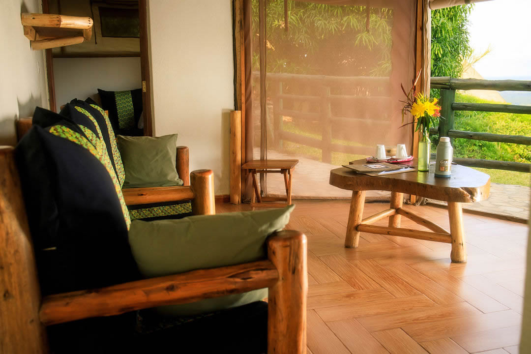 katara_lodge_family_Living room