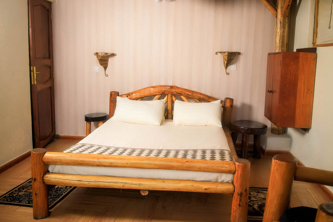 katara_lodge_family_Master bedroom