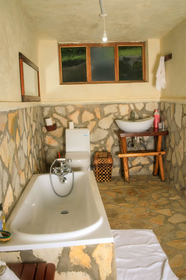 katara_lodge_family_bathroom 3